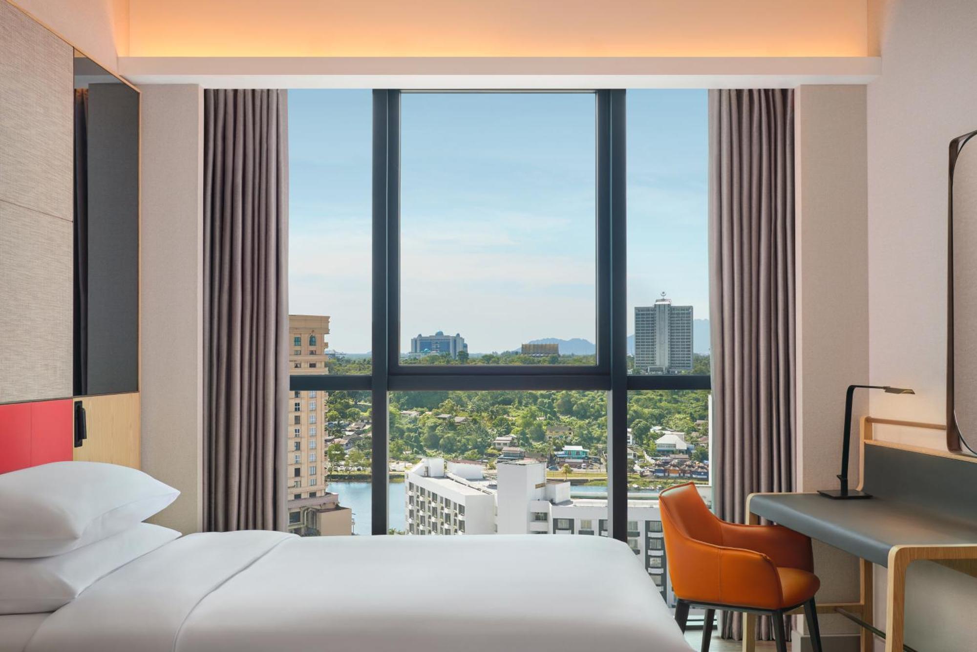 Sheraton Kuching Hotel 외부 사진